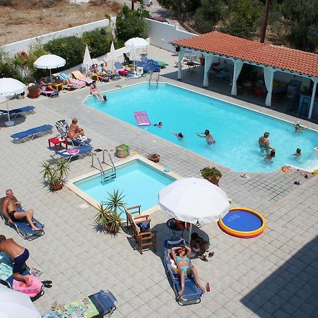 Helios Hotel Agia Marina (Aegina) Exterior foto